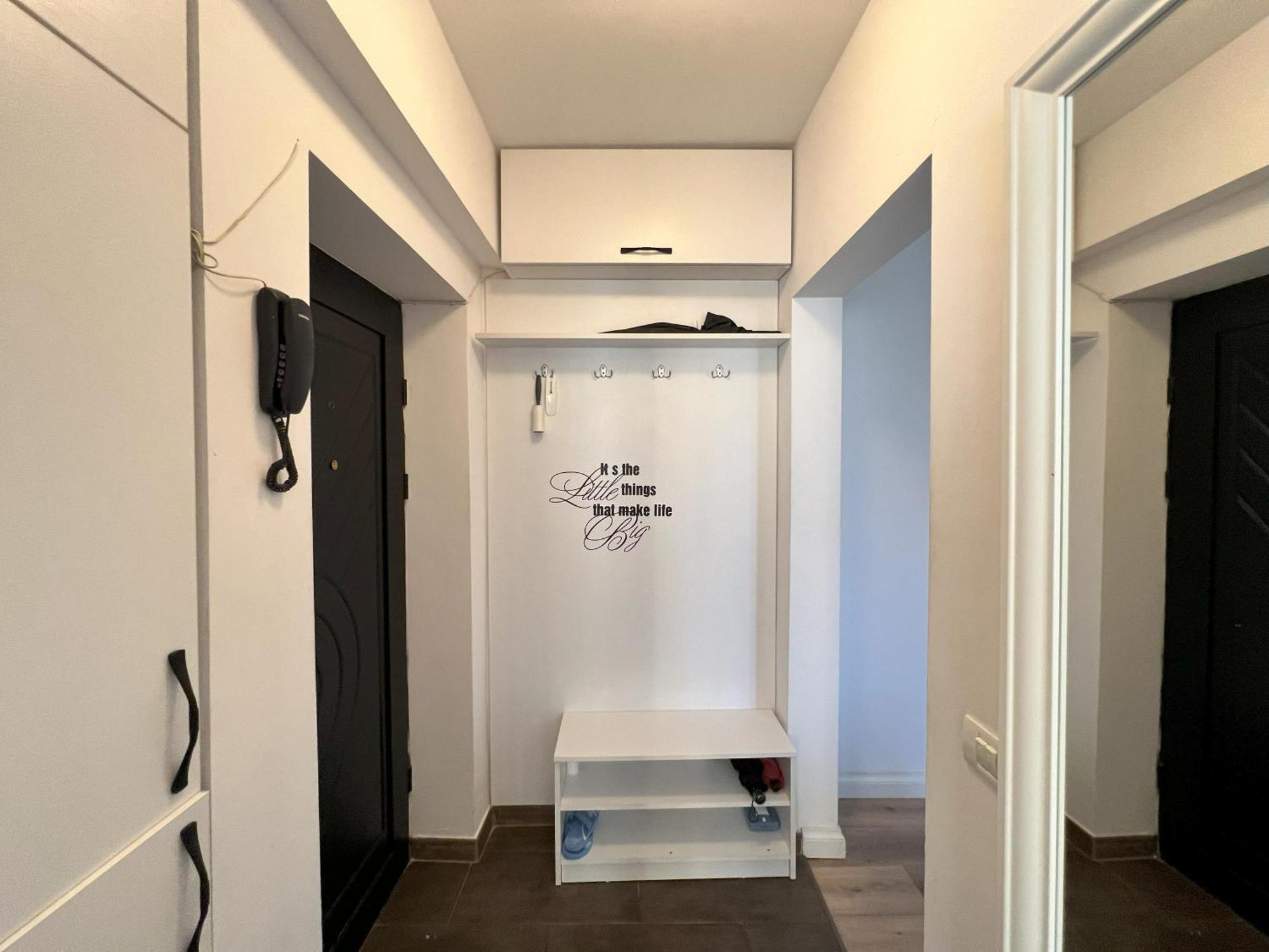 Lazy's Haven - Chic Escape In Appartement Bucarest